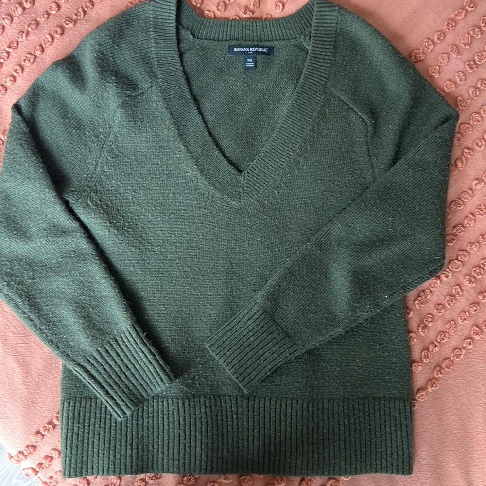 Banana Republic V-Neck Sweater